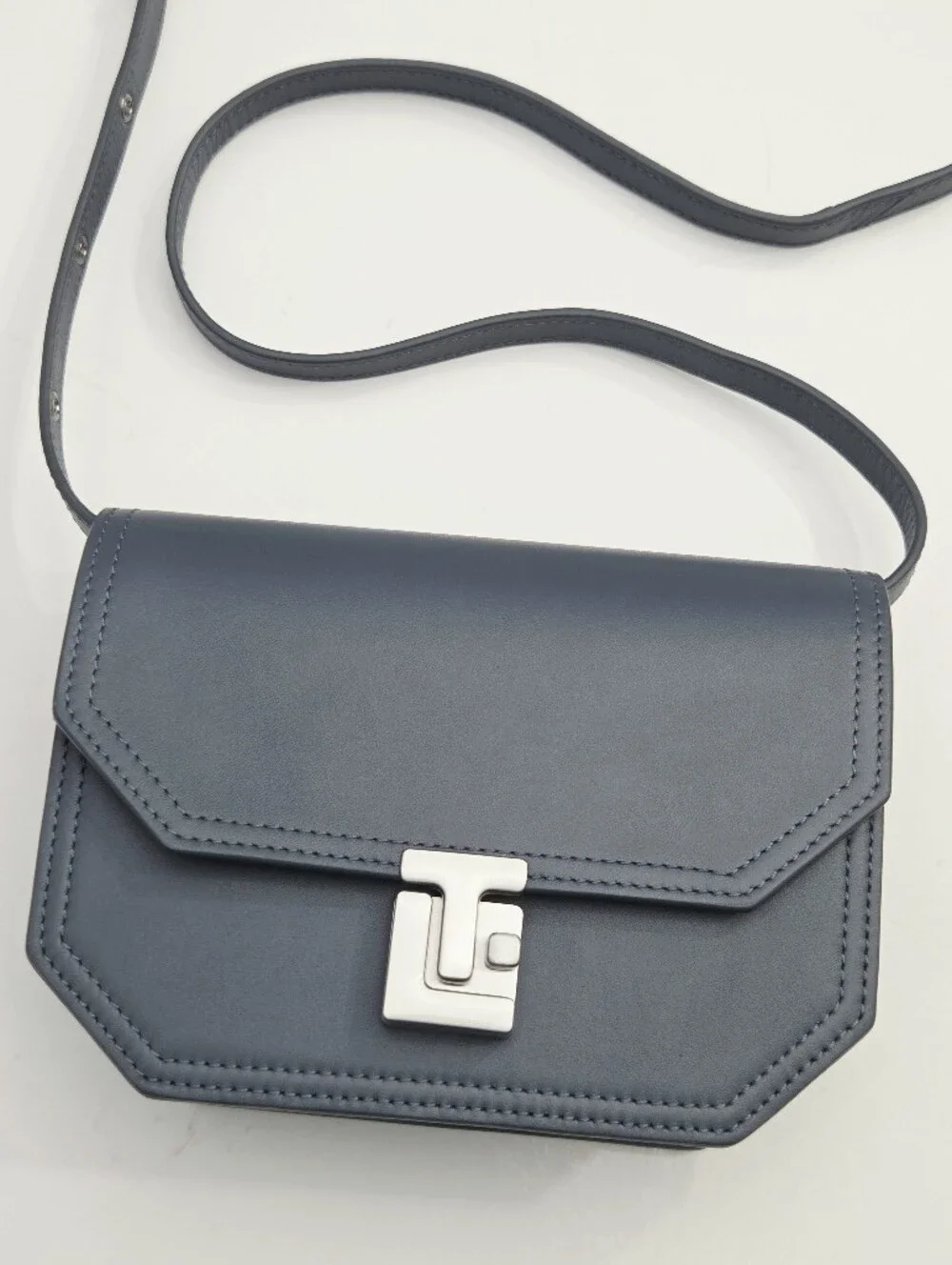EXCELLENT LE TANNEUR ROSE CROSSBODY BAG - CLAY BLUE SMOOTH LEATHER